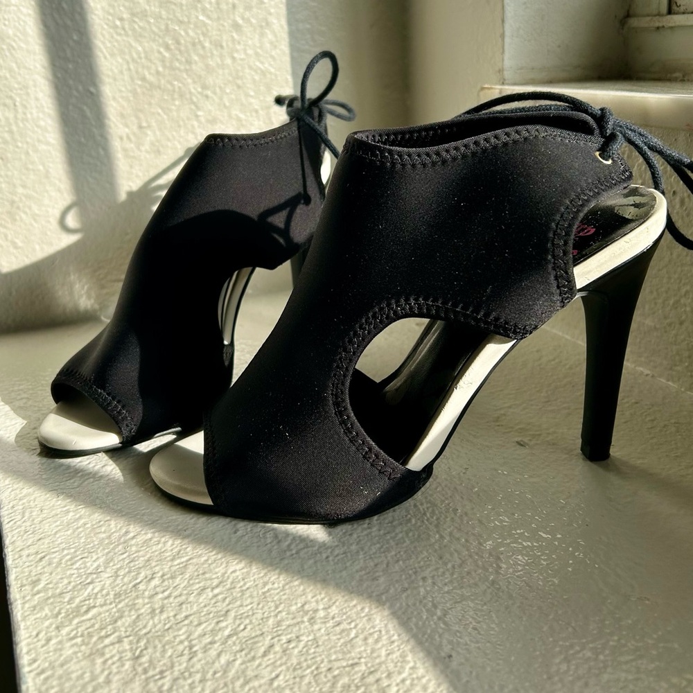 Juicy Couture Malorie Tie Back Peekaboo Toe Heels